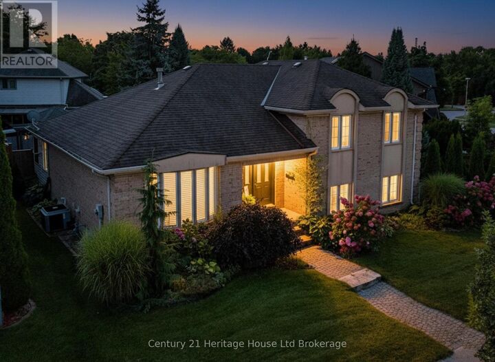 Property Photo:  10 Blackfoot Place  ON N4T 1E2