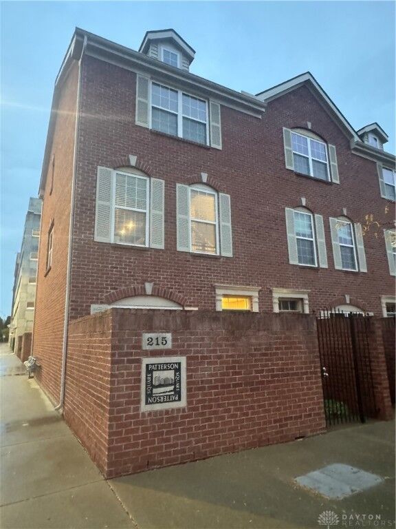215 E 1st Street  Dayton OH 45402 photo