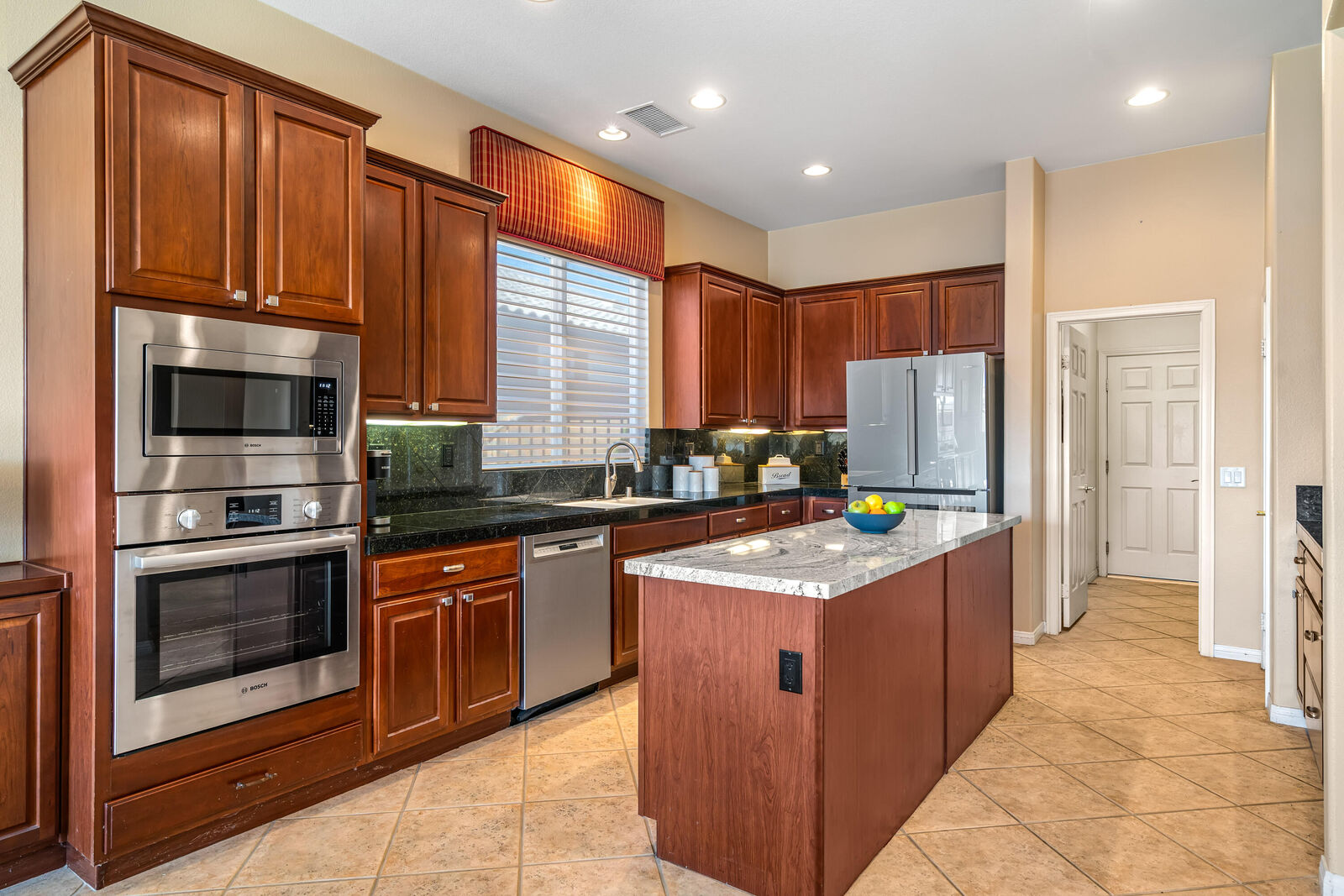 Property Photo: 80607 Prestwick Place CA 92201