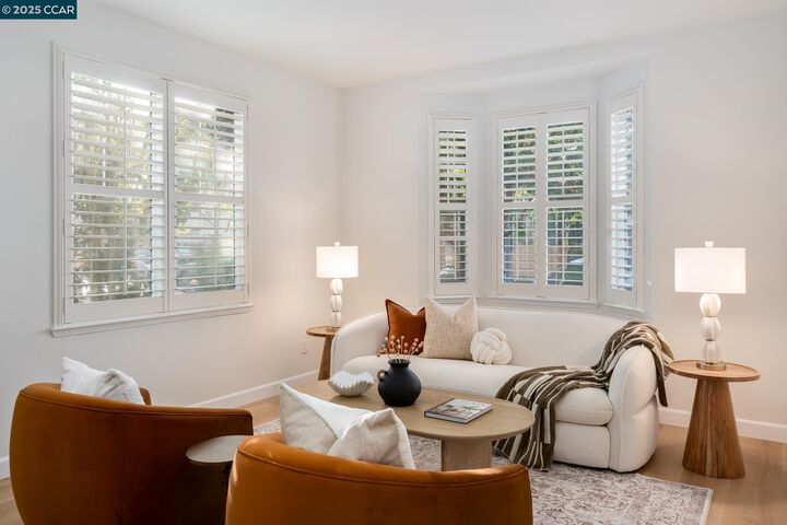 Property Photo:  3056 Silva Way  CA 94582