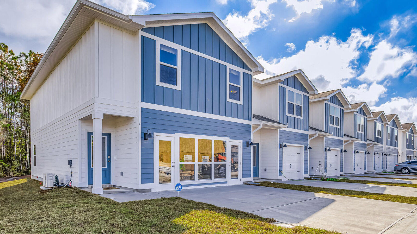 Property Photo: 26 Hatten Court FL 32569