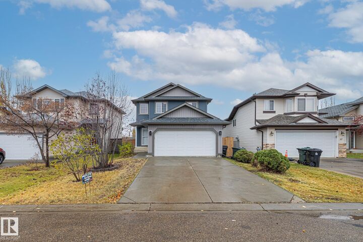 Property Photo:  19 Heatherlands Way  AB T7X 4L3 