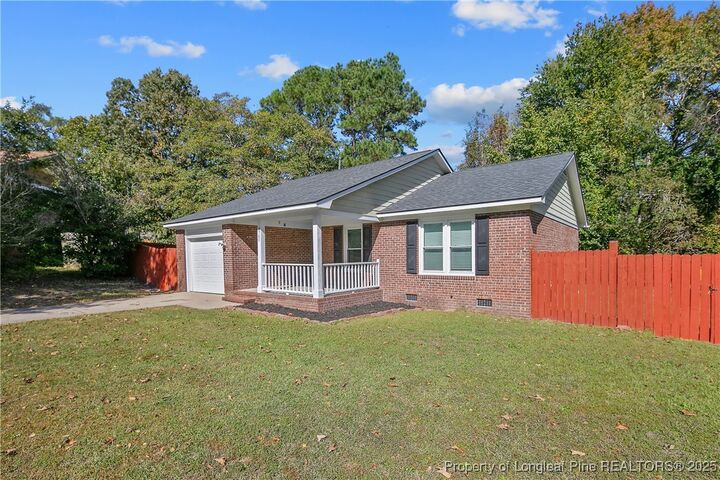 Property Photo: 6761 Arnish Court NC 28306