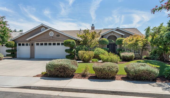 2232 Howard Street  Kingsburg CA 93631 photo