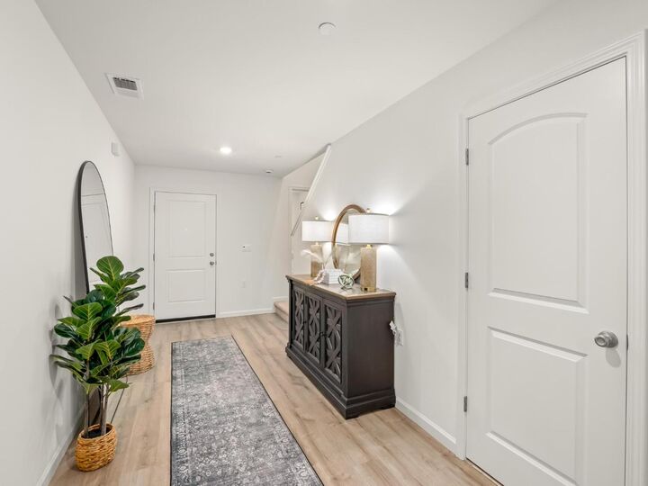 Property Photo:  6656 E Washington Avenue  CA 93727 