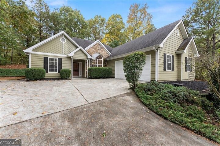 Property Photo:  515 Tribble Creek Drive  GA 30017 