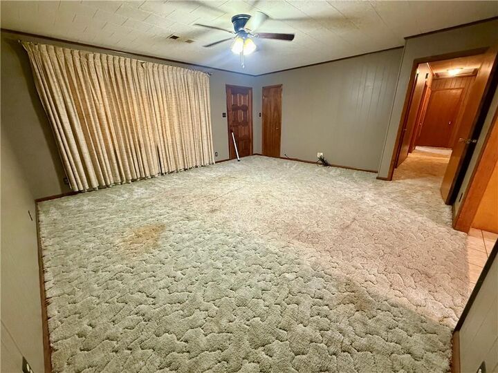 Property Photo: 1402 N Park Street LA 71343