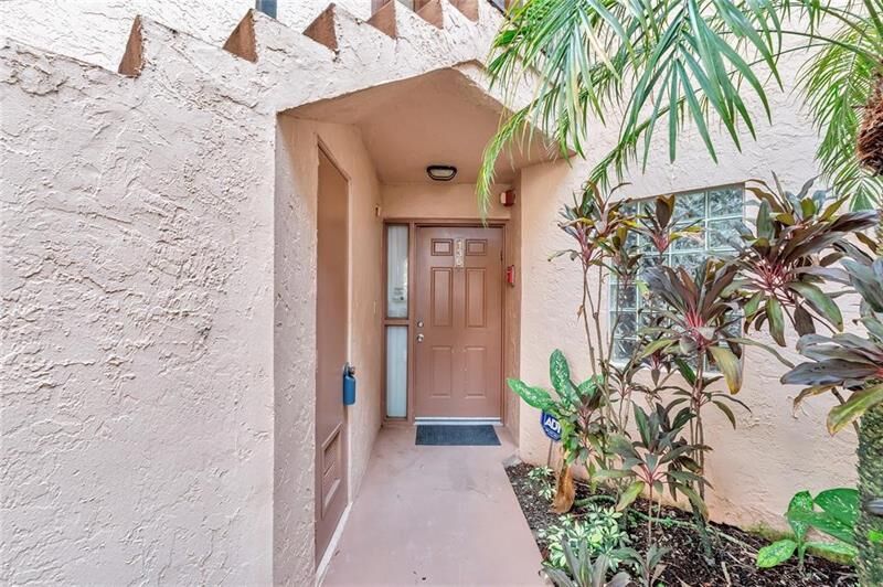 Property Photo:  10690 NW 14th St 136  FL 33322