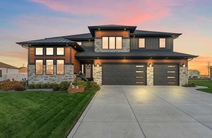 Property Photo:  9343 Iris Drive  IN 46373