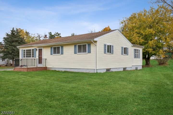 Property Photo:  116 Meadowbrook Dr  NJ 08844 