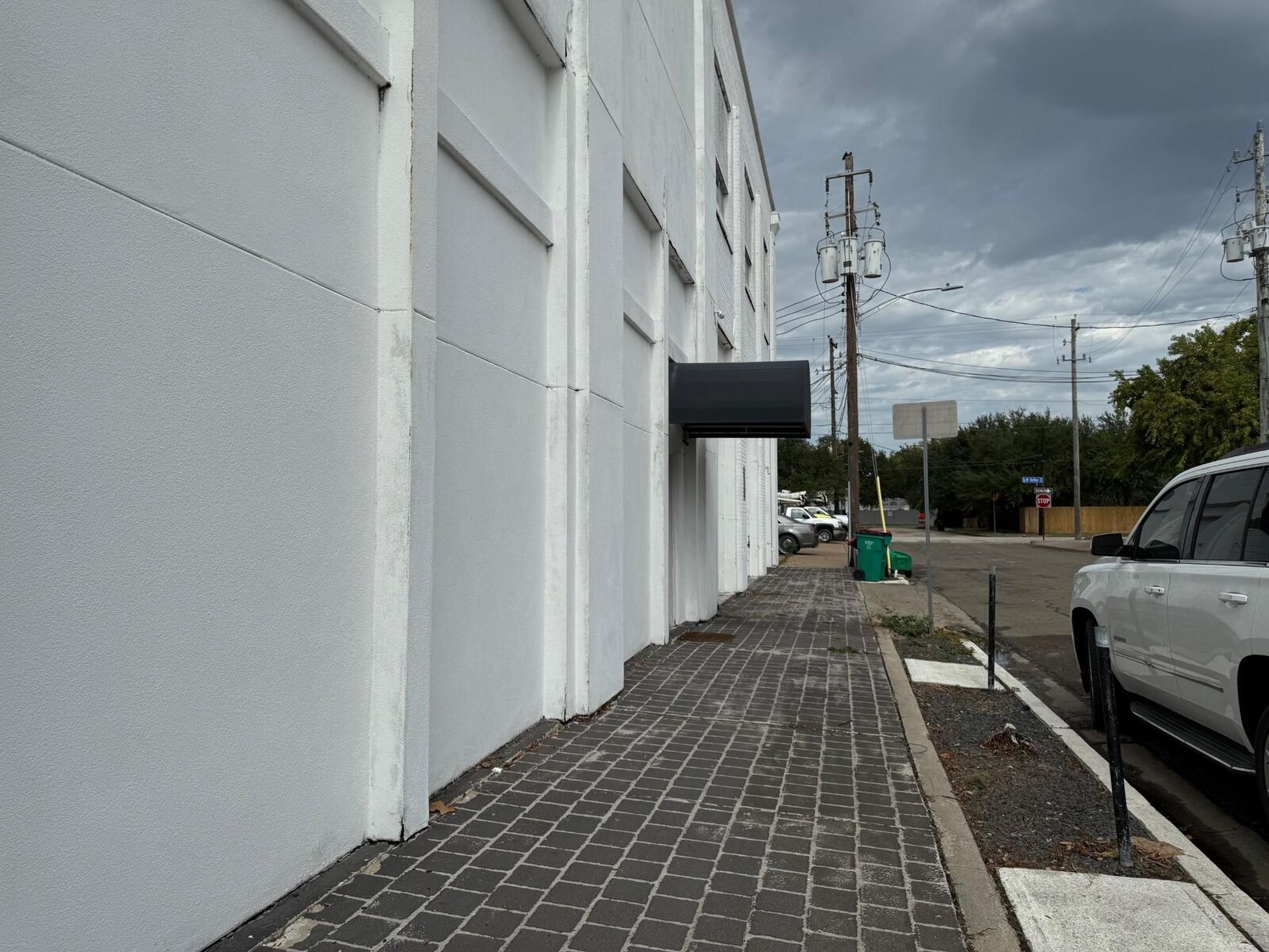 Property Photo:  400 W Texas Avenue 2  TX 77520