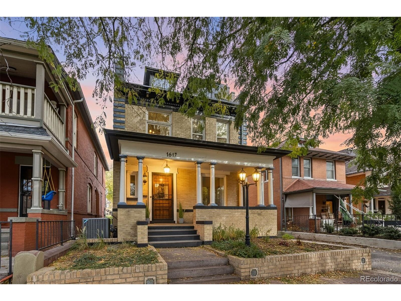 Property Photo:  1617 E 22nd Ave  CO 80205 