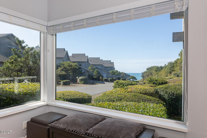 Property Photo:  4175 N Hwy 101 A-1  OR 97341 