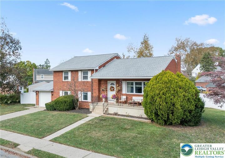 Property Photo: 515 Turner Street PA 18018