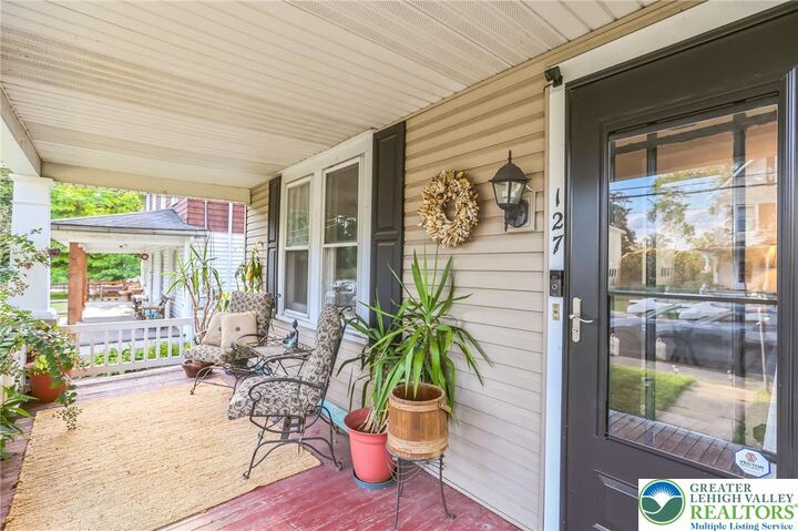 Property Photo:  127 Sycamore Road  PA 18077 