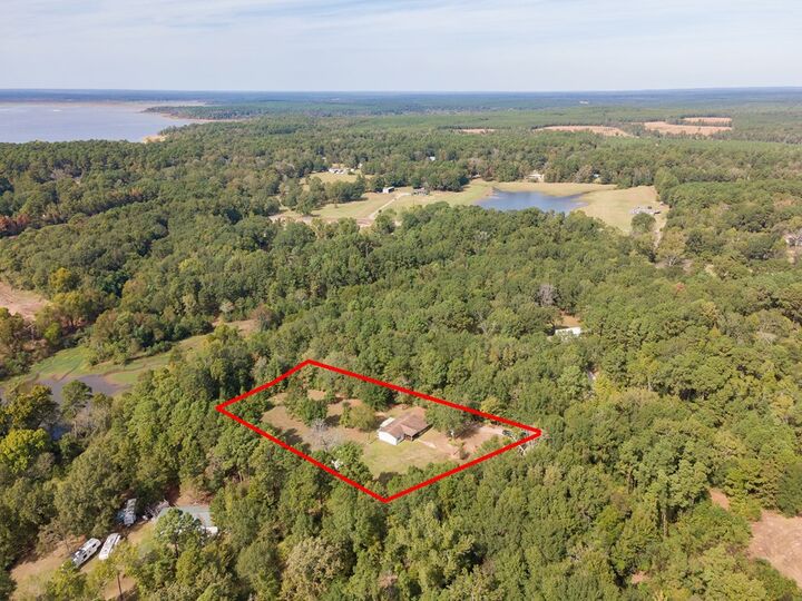 Property Photo: 1296 Cr 560 TX 75944