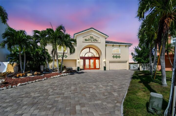 582 Johns Pass Avenue  Madeira Beach FL 33708 photo