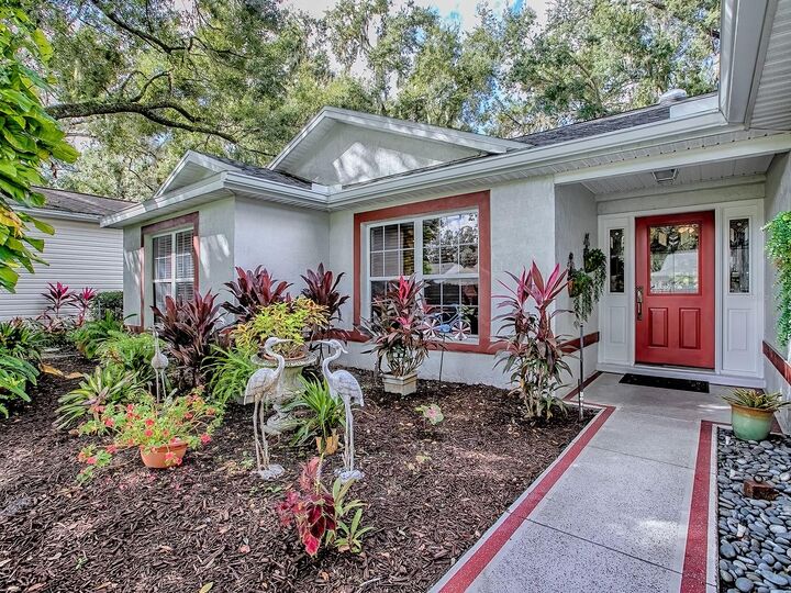 Property Photo: 25749 Whisper Oaks Road FL 34748