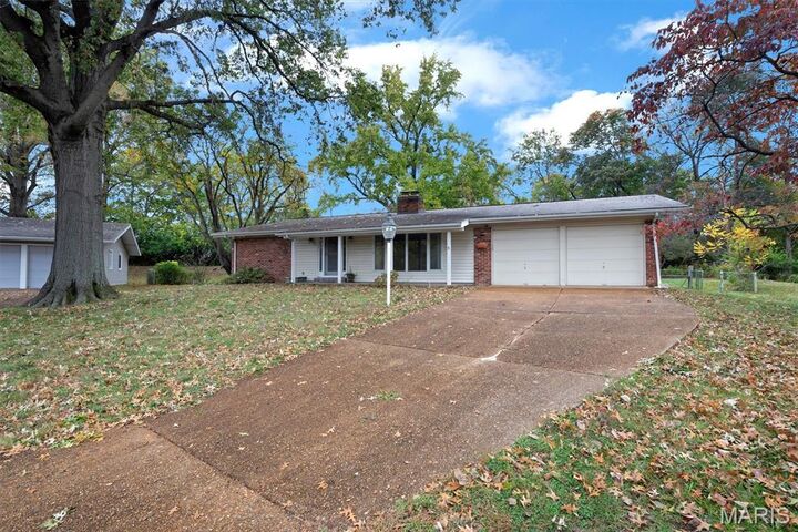 Property Photo:  12725 Westport Drive  MO 63146