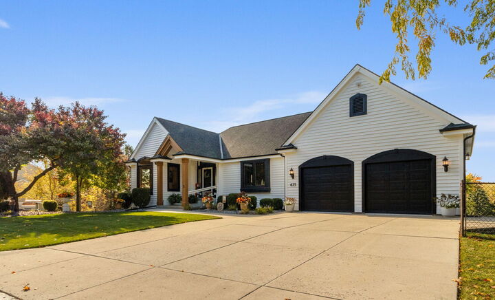 Property Photo:  635 W Pierre Ln  WI 53074