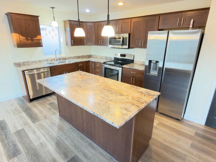 Property Photo: 516 NW Forest Rd ND 58701