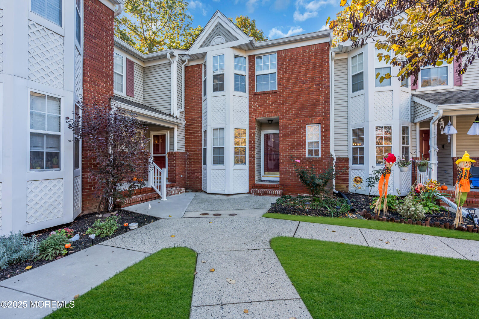 Property Photo:  31 Lexington Court  NJ 07733 