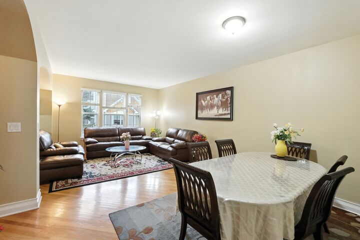 Property Photo:  1270 Georgetown Way  IL 60061