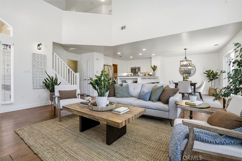 Property Photo:  412 Bakeman Lane  CA 93401 