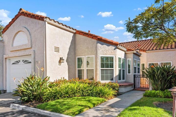 Property Photo:  12582 Calle Tamega 102  CA 92128 