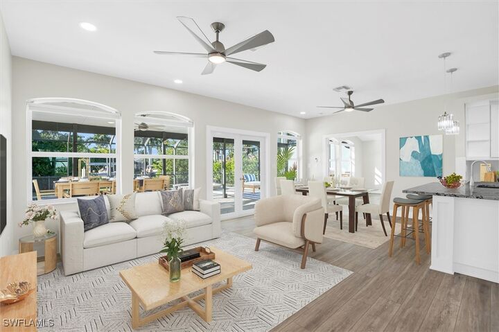 Property Photo:  1410 Curlew Avenue  FL 34102