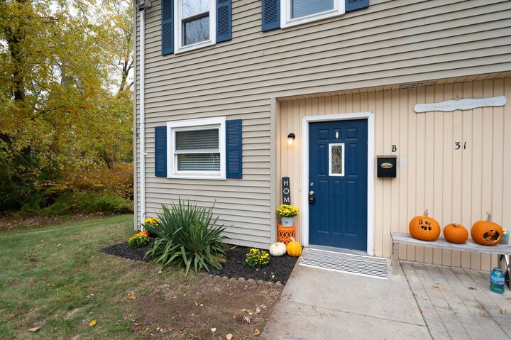 Property Photo: 31L South Avenue NH 03038