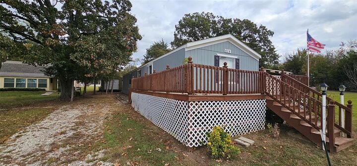 Property Photo:  434 Geronimo  TX 75783 