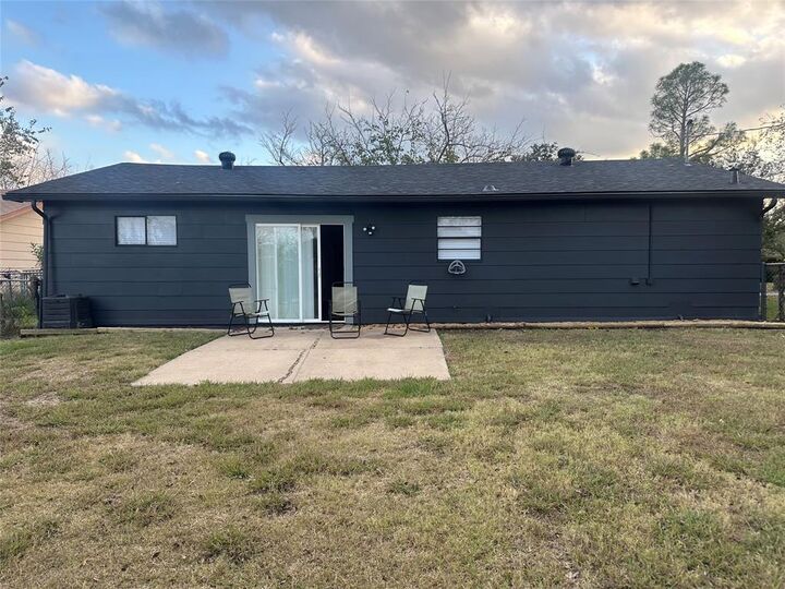 Property Photo:  3404 Austin Street  TX 75402 