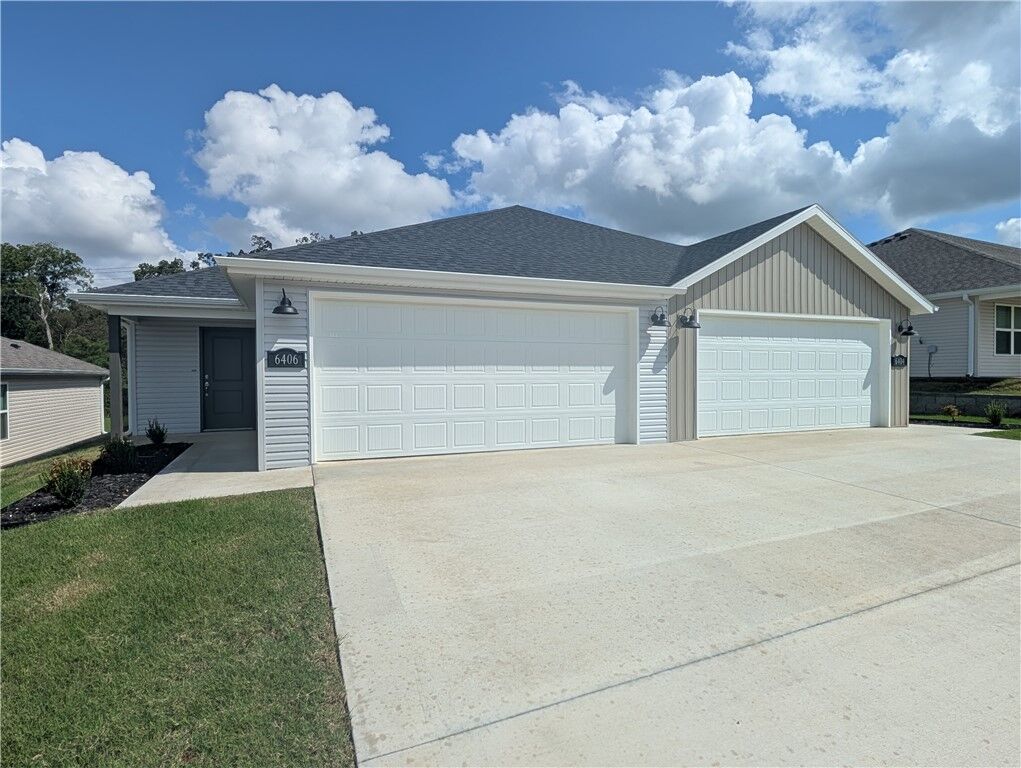 Property Photo:  6404 & 6406 Kathleen Street  AR 72713 