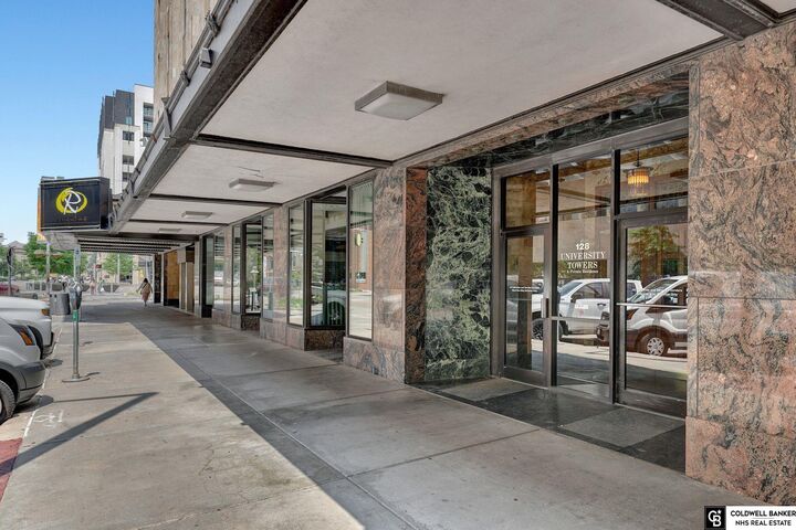 Property Photo:  128 N 13th Street 1010  NE 68508 