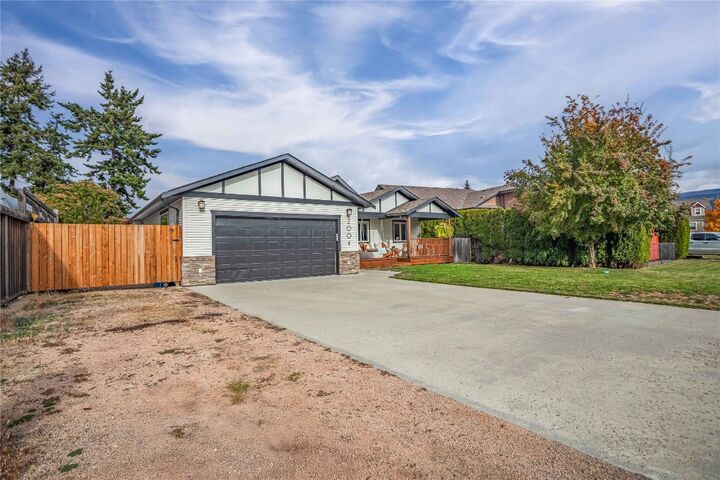 Photo de la propriété: 2004 Bernau Court BC V4V 2M6