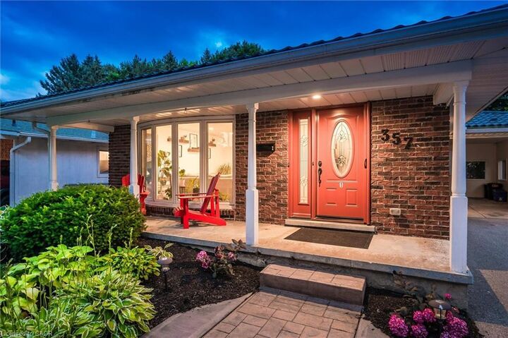 Property Photo:  357 Grangewood Drive  ON N2K 2E4 