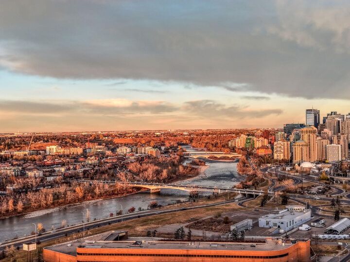 Property Photo:  1719 11 Avenue SW 203  AB T3C 0N5 