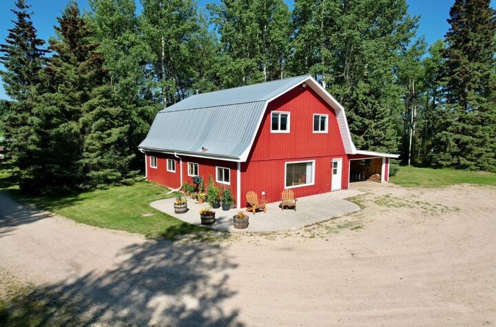 Property Photo: 583030A Range Road 121 AB T7S 1P5
