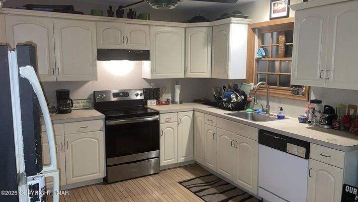 Property Photo:  349 Butz Lane  PA 18355 