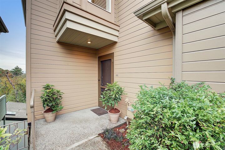 Property Photo: 214 31st Avenue S WA 98144