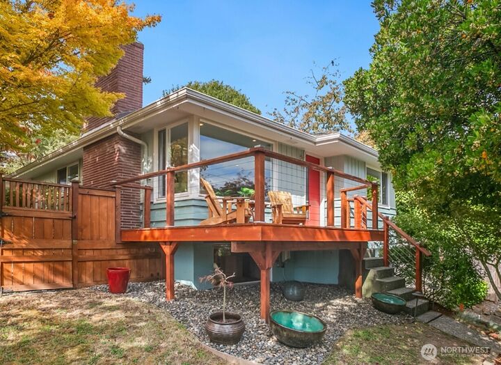 8213  37th Avenue SW  Seattle WA 98126 photo