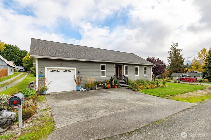 Property Photo:  7389 N Park Avenue  WA 98237