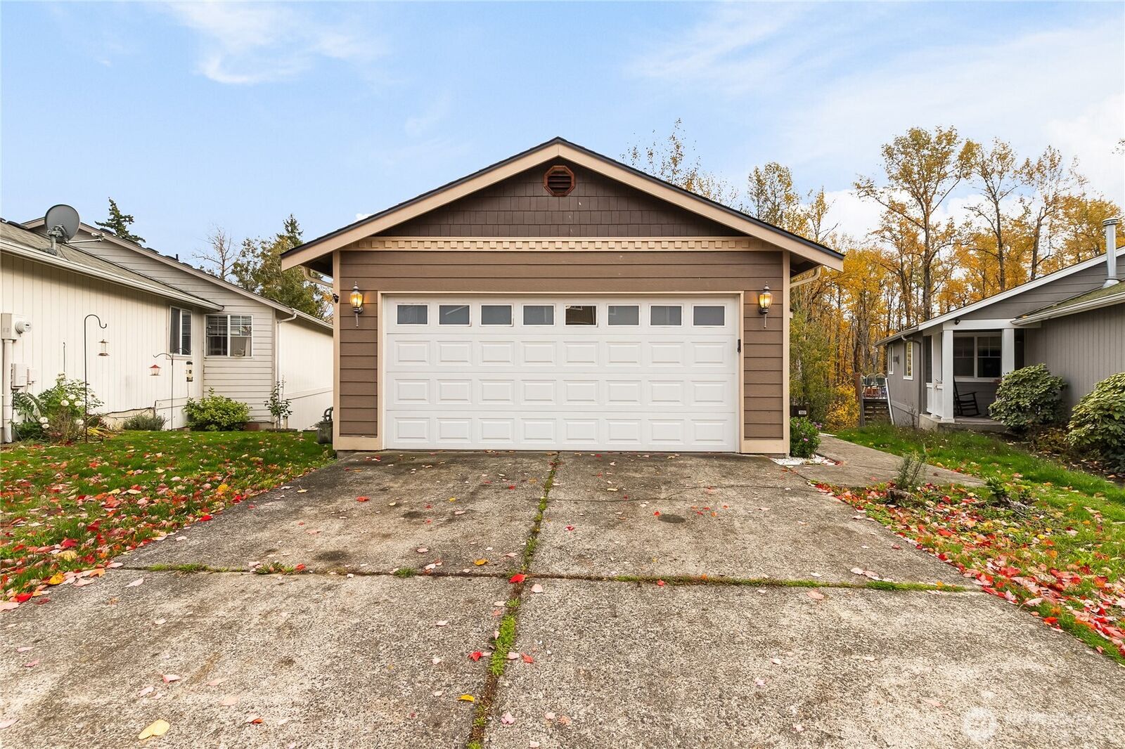 Property Photo:  1414  Fruitland Dr  WA 98226
