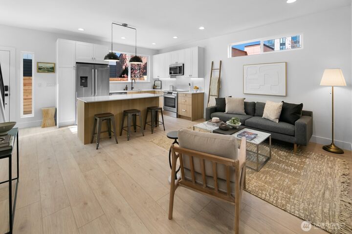 Property Photo:  320 N 84th Street  WA 98103