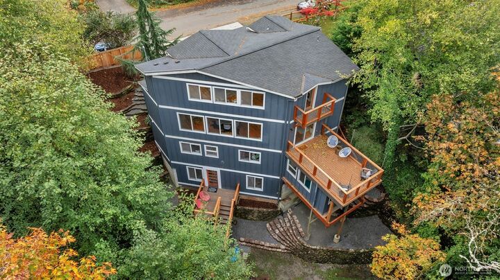 Property Photo:  2708 NE 98th Street  WA 98115