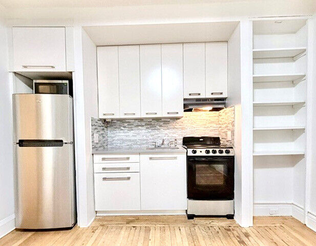 Property Photo: 325 W 45th Street 309 NY 10036