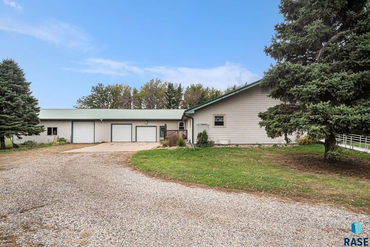 Property Photo:  45265 Sd 34 Hwy  SD 57042 
