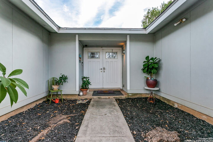 Property Photo:  6674 Country Field  TX 78240 