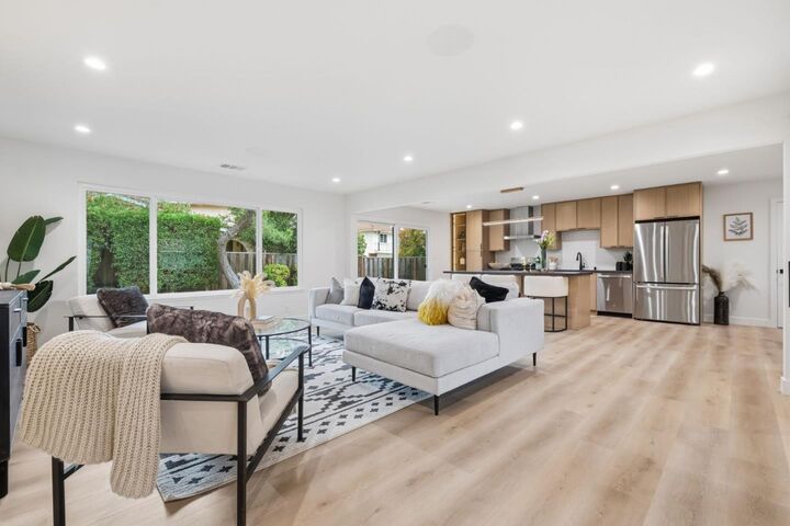 Property Photo: 40107 Catalina Place CA 94539